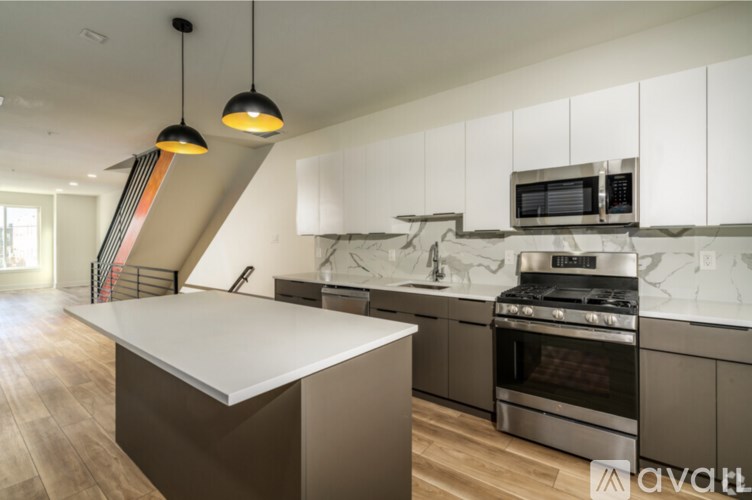 2500 E Tioga St 2 Beds Apartment for Rent - Photo Gallery 5