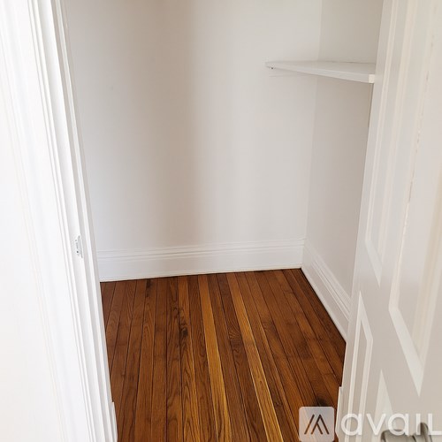 93 6th Ave 4 Beds Apartment for Rent - Photo Gallery 8