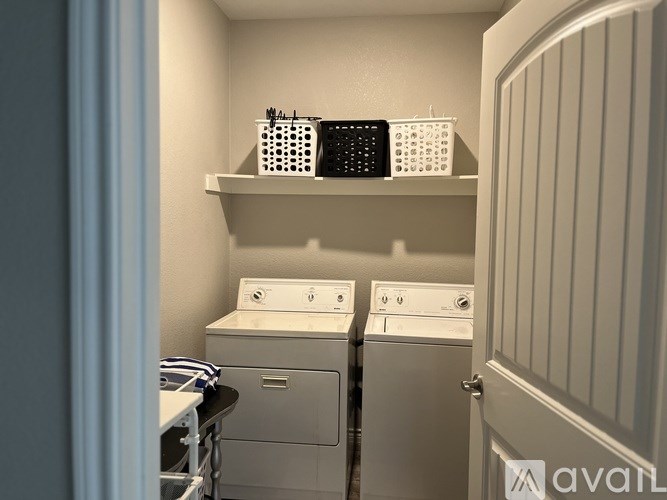 223 Port Drive 3 Beds Single Family Home for Rent - Photo Gallery 23