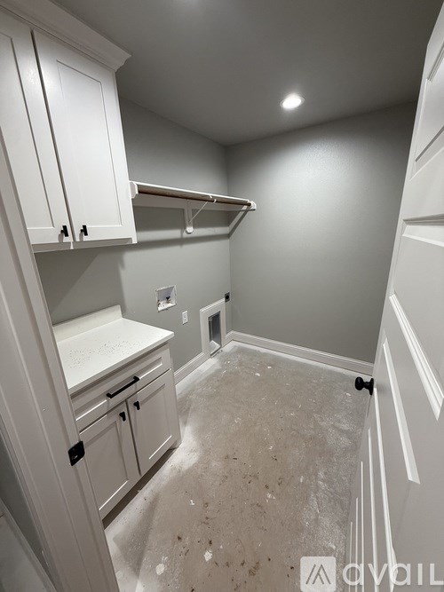 317 Woodstock Lane 3 Beds Townhouse for Rent - Photo Gallery 14