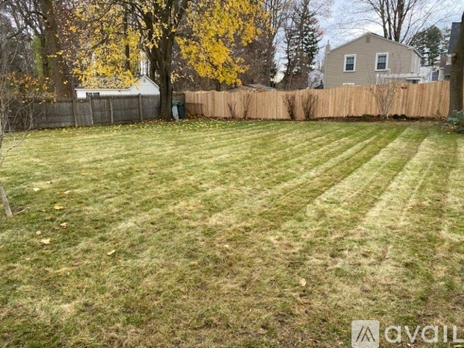 300 Caroline Street 2 Beds Single Family Home for Rent - Photo Gallery 12