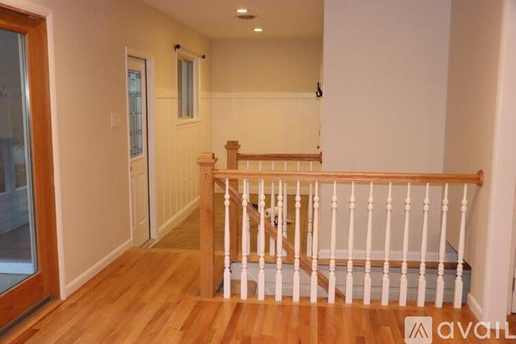 300 Caroline Street 2 Beds Single Family Home for Rent - Photo Gallery 6