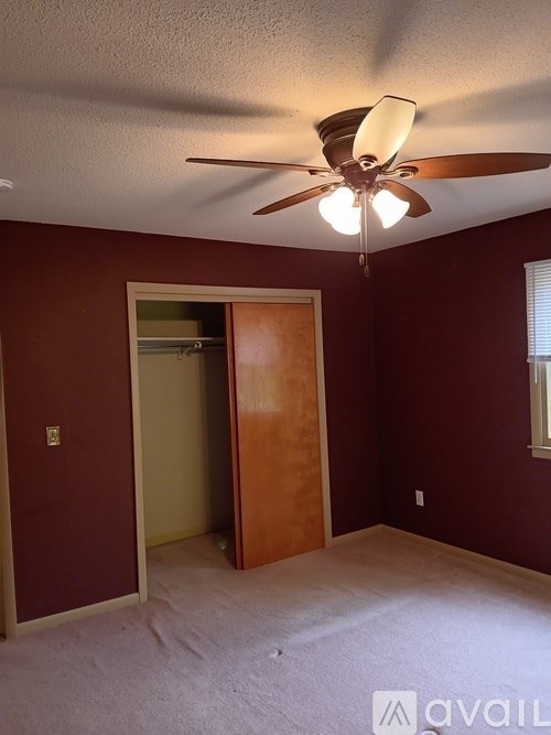 2479 Malletts Bay Avenue 3 Beds Single Family Home for Rent - Photo Gallery 17