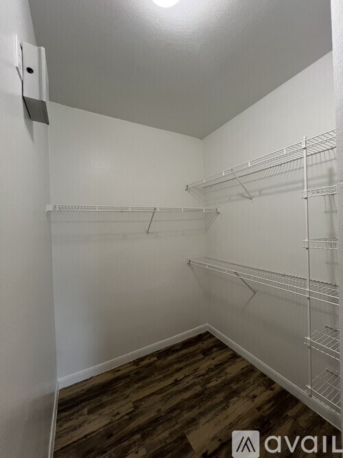 3451 River Park Drive 2 Beds Apartment for Rent - Photo Gallery 15