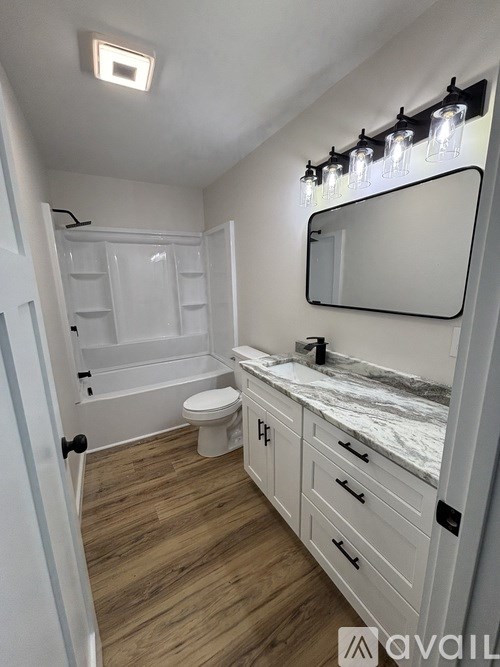 20 Pond Road 3 Beds Townhouse for Rent - Photo Gallery 13