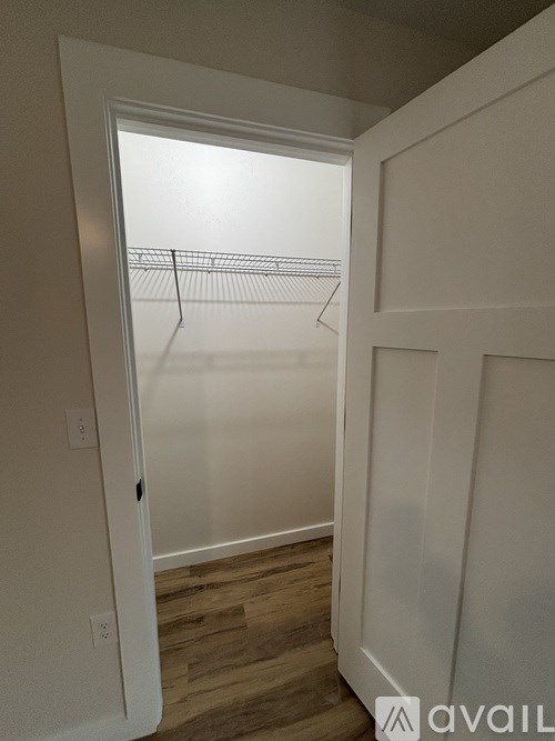 20 Pond Road 3 Beds Townhouse for Rent - Photo Gallery 14