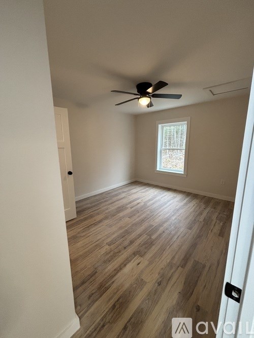 20 Pond Road 3 Beds Townhouse for Rent - Photo Gallery 16