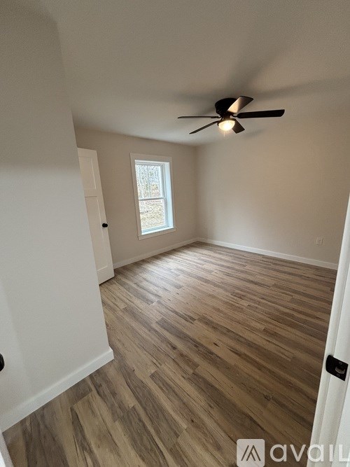 20 Pond Road 3 Beds Townhouse for Rent - Photo Gallery 17