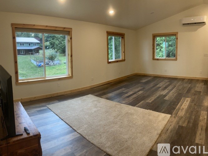 3764 Biz Point Road 2 Beds Single Family Home for Rent - Photo Gallery 4