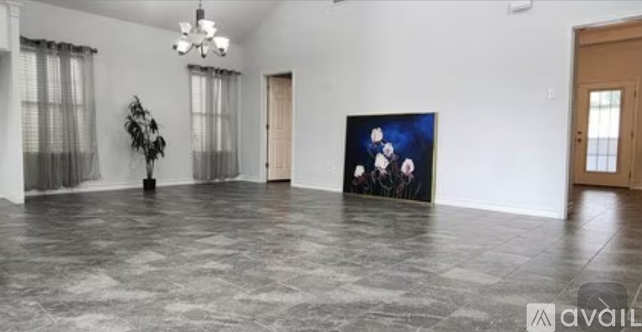 615 Okane St 3 Beds Single Family Home for Rent - Photo Gallery 4