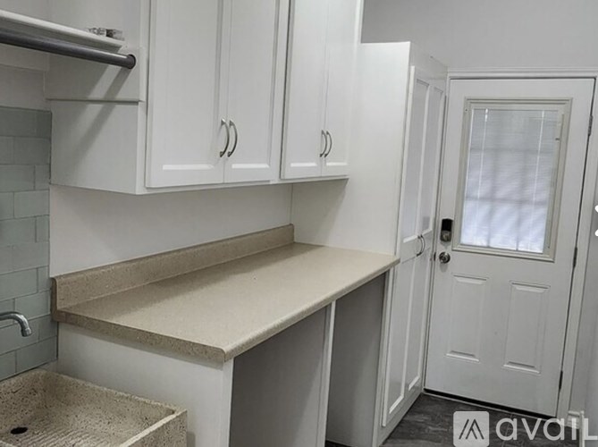 615 Okane St 3 Beds Single Family Home for Rent - Photo Gallery 7