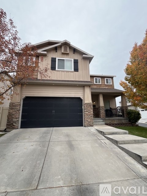 7552 Lexi Loop 5 Beds Apartment for Rent