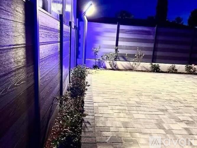 17807 San Fernando Mission Boulevard 2 Beds Single Family Home for Rent - Photo Gallery 3