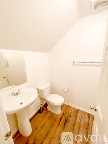 5930 Ginger Drive 3 Beds Townhouse for Rent - Photo Gallery 4