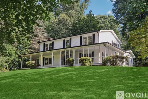 5 Timothy Ln 3 Beds Apartment for Rent