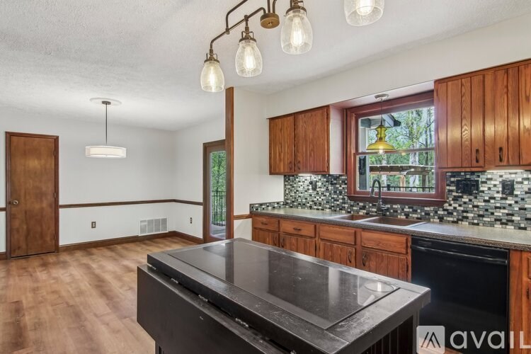 11 Timothy Ln 3 Beds Single Family Home for Rent - Photo Gallery 35