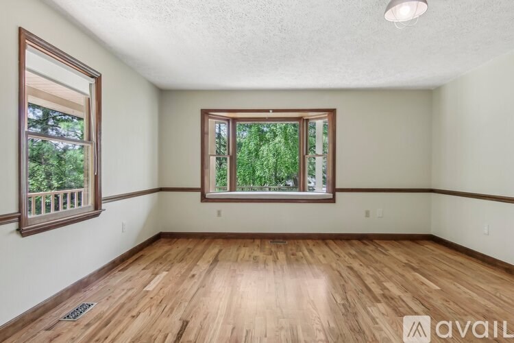 11 Timothy Ln 3 Beds Single Family Home for Rent - Photo Gallery 40