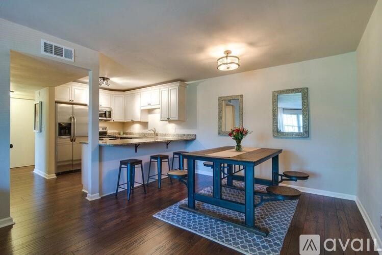 1237 Ardee Avenue 2 Beds Apartment for Rent - Photo Gallery 5