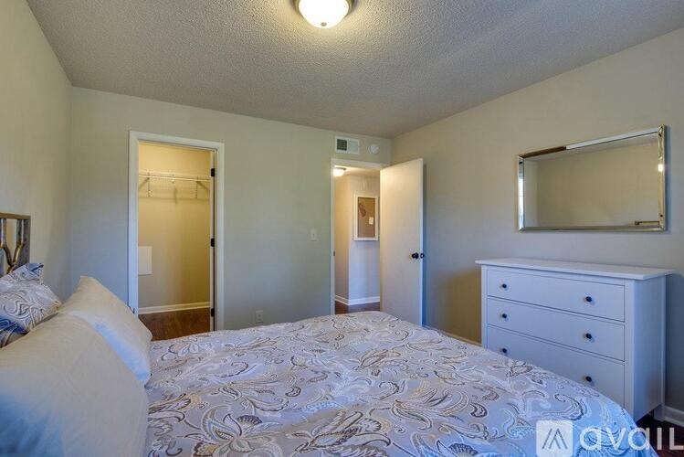 1237 Ardee Avenue 2 Beds Apartment for Rent - Photo Gallery 7