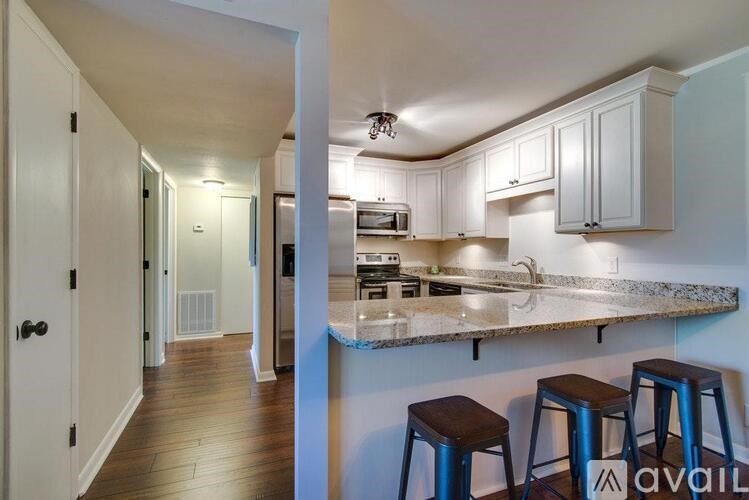 1237 Ardee Avenue 2 Beds Apartment for Rent - Photo Gallery 8