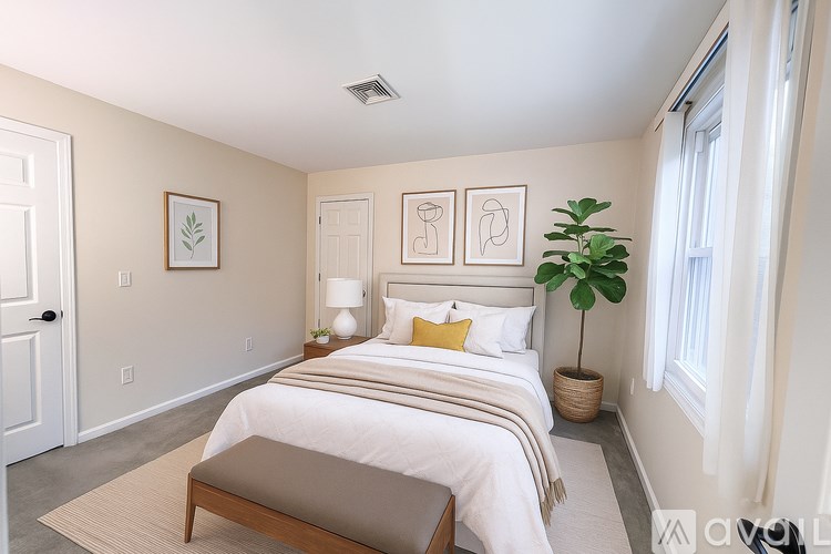 49 Connecticut 37 3 Beds Single Family Home for Rent - Photo Gallery 14