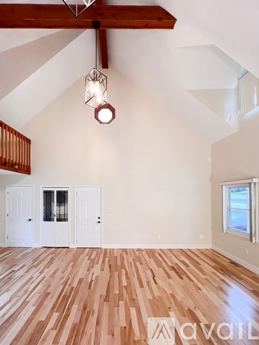 49 Connecticut 37 3 Beds Single Family Home for Rent - Photo Gallery 4