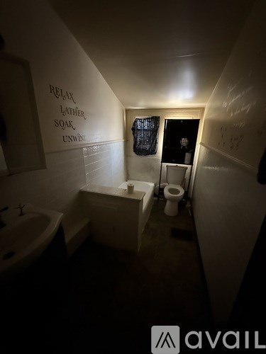 1505 N. Monroe St 6 Beds Single Family Home for Rent - Photo Gallery 2