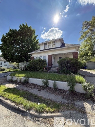 1505 N. Monroe St 6 Beds Single Family Home for Rent - Photo Gallery 4