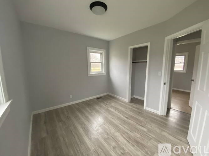 6968 Lapeer Road 2 Beds Single Family Home for Rent - Photo Gallery 5