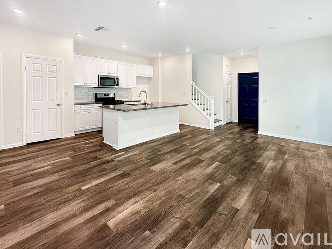 27607 Sawtooth Ln 3 Beds Single Family Home for Rent - Photo Gallery 2