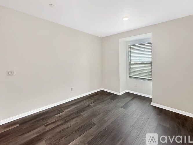 27607 Sawtooth Ln 3 Beds Single Family Home for Rent - Photo Gallery 14