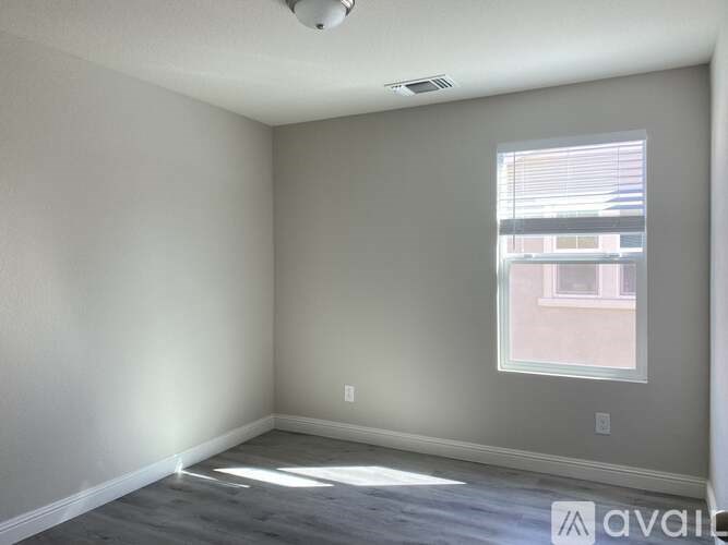 220 Uccello Way 3 Beds Single Family Home for Rent - Photo Gallery 14