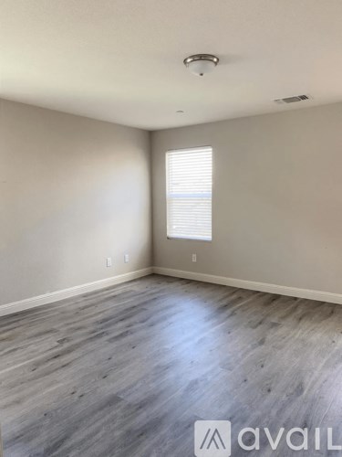 220 Uccello Way 3 Beds Single Family Home for Rent - Photo Gallery 5