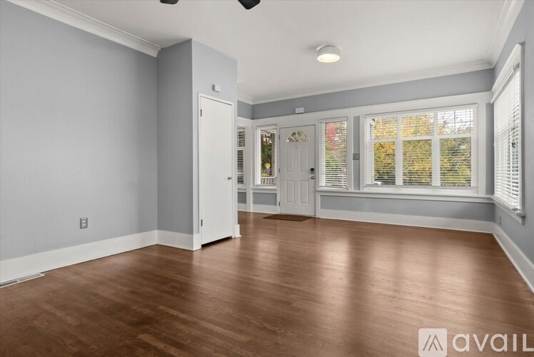 8633 Wabash Avenue South 4 Beds Single Family Home for Rent - Photo Gallery 14