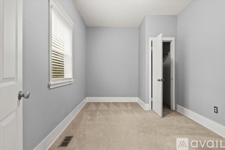 8633 Wabash Avenue South 4 Beds Single Family Home for Rent - Photo Gallery 32