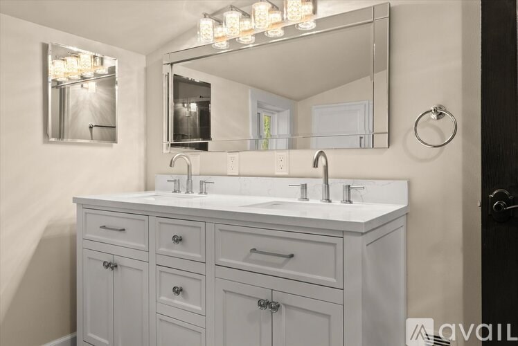 8633 Wabash Avenue South 4 Beds Single Family Home for Rent - Photo Gallery 34