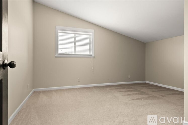 8633 Wabash Avenue South 4 Beds Single Family Home for Rent - Photo Gallery 35