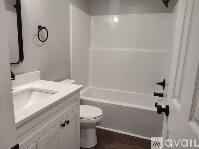 976 Beck Road 3 Beds Single Family Home for Rent - Photo Gallery 2