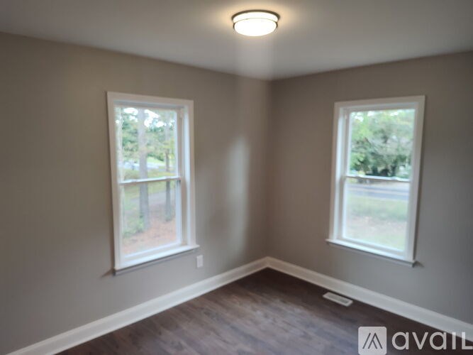 976 Beck Road 3 Beds Single Family Home for Rent - Photo Gallery 5