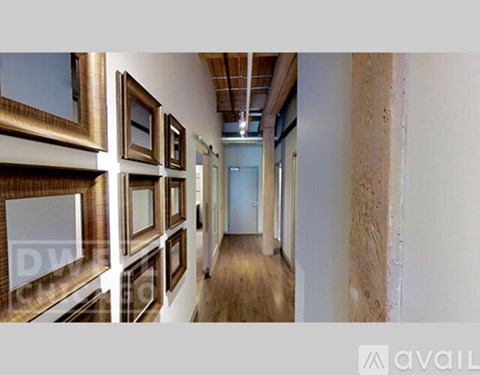 445 E Ohio St 2 Beds Apartment for Rent - Photo Gallery 10