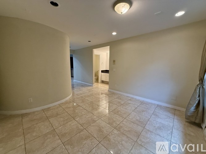 12665 Sundance Ave 6 Beds Single Family Home for Rent - Photo Gallery 11