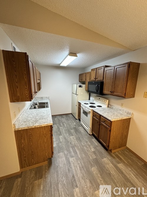 5500 W 44th St 1 Bed Apartment for Rent - Photo Gallery 2