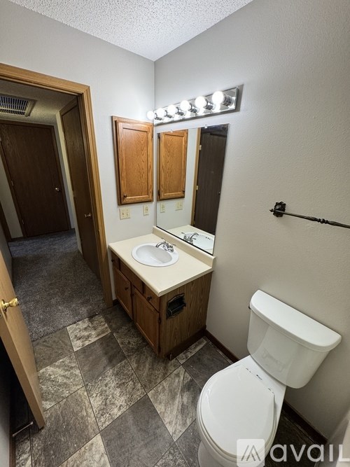 5500 W 44th St 1 Bed Apartment for Rent - Photo Gallery 6