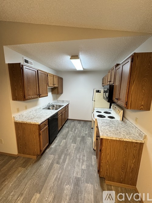 5500 W 44th St 1 Bed Apartment for Rent - Photo Gallery 7