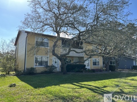 105 Rio Del Mar Street 2 Beds Apartment for Rent