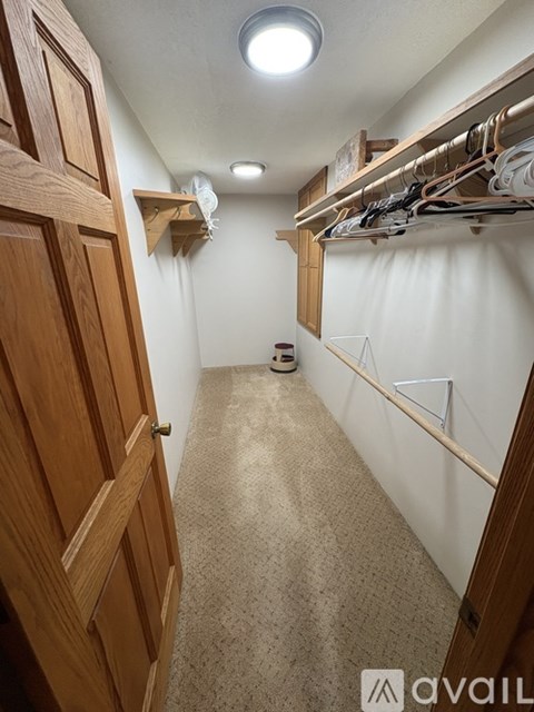 391 N Somers Rd 2 Beds Townhouse for Rent - Photo Gallery 21