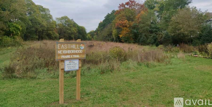 1011 E Grand Ave 4 Beds Single Family Home for Rent - Photo Gallery 1