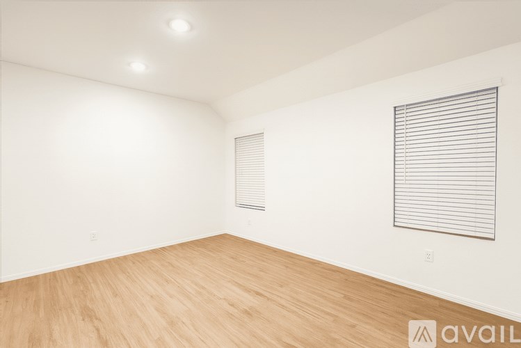 1739 Sahara Dr 4 Beds Single Family Home for Rent - Photo Gallery 13