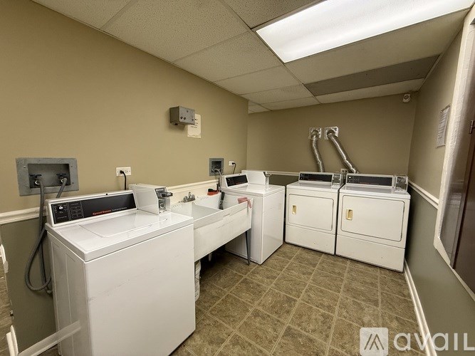 4701 N St Louis Ave Studio Apartment for Rent - Photo Gallery 17