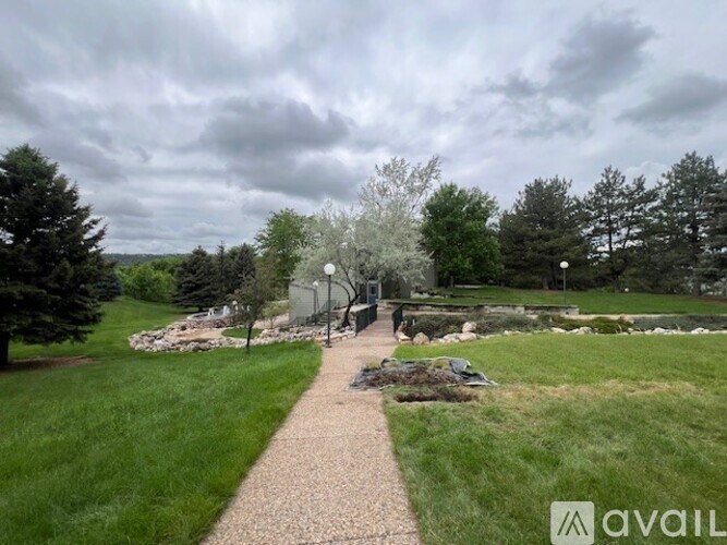 3950 Fairway Hills Dr 1 Bed Apartment for Rent - Photo Gallery 11